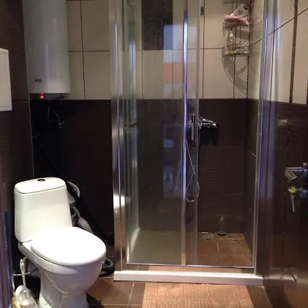 2-х комнатные в г.поморие болгария بوموري