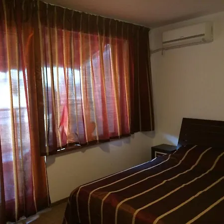Apartament 2-х комнатные в г.поморие болгария