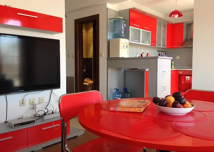 Appartement 2-х комнатные в г.поморие болгария *